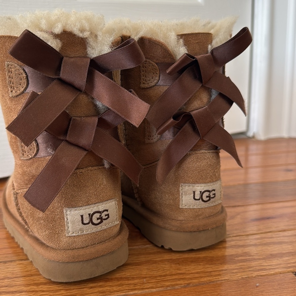 Toddler Girl Ugg  Bow Boots